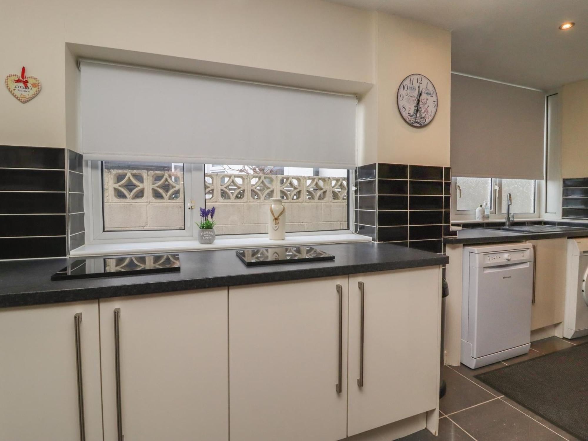 Вилла 19 Slinger Road Кливлис Экстерьер фото